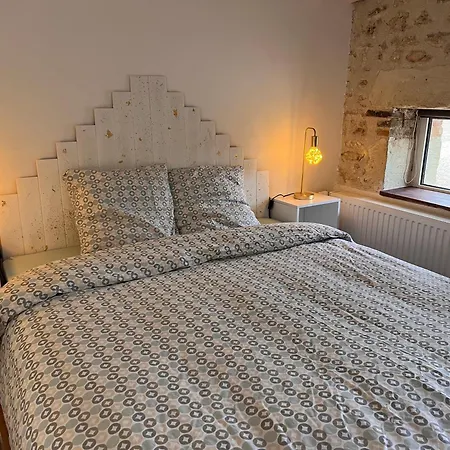 à 20 Min Des Cures Thermales De La Roche Posay - Casino *