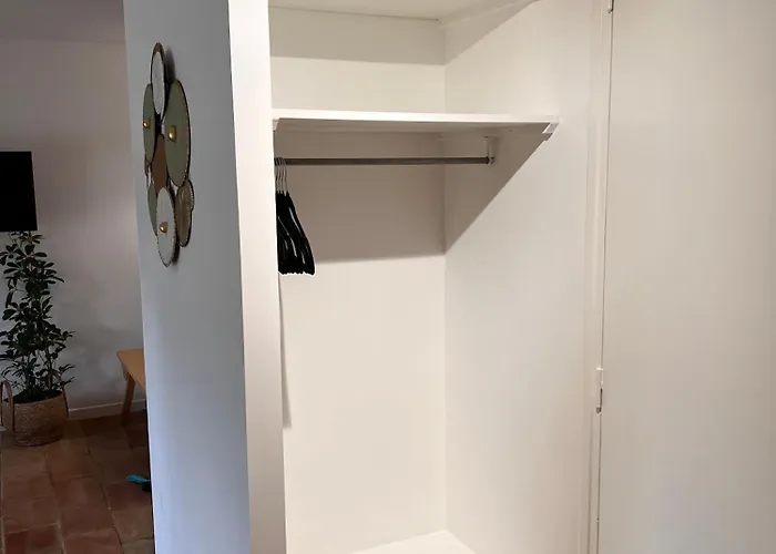 A 20 Min Des Cures Thermales De La Roche Posay - Casino *